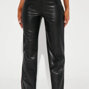 Fashion Nova Truly Chic Faux Leathwr Pant~Small
